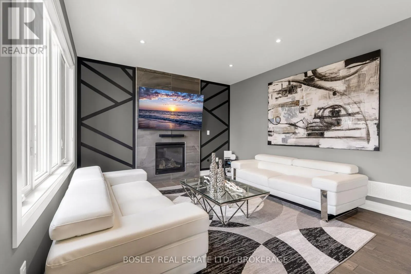 251 SHOREVIEW DRIVE