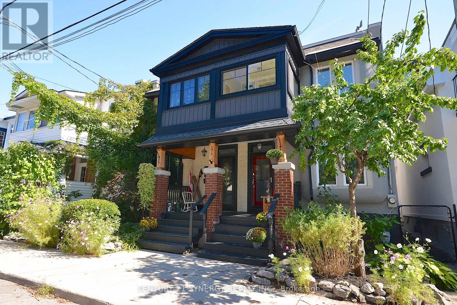 47 ROSLYN AVENUE