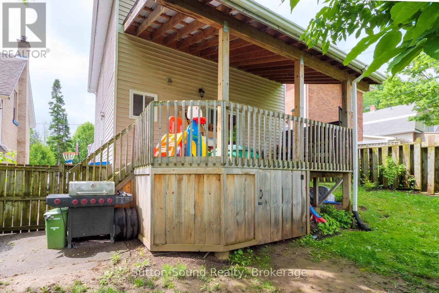 428 11TH A STREET W