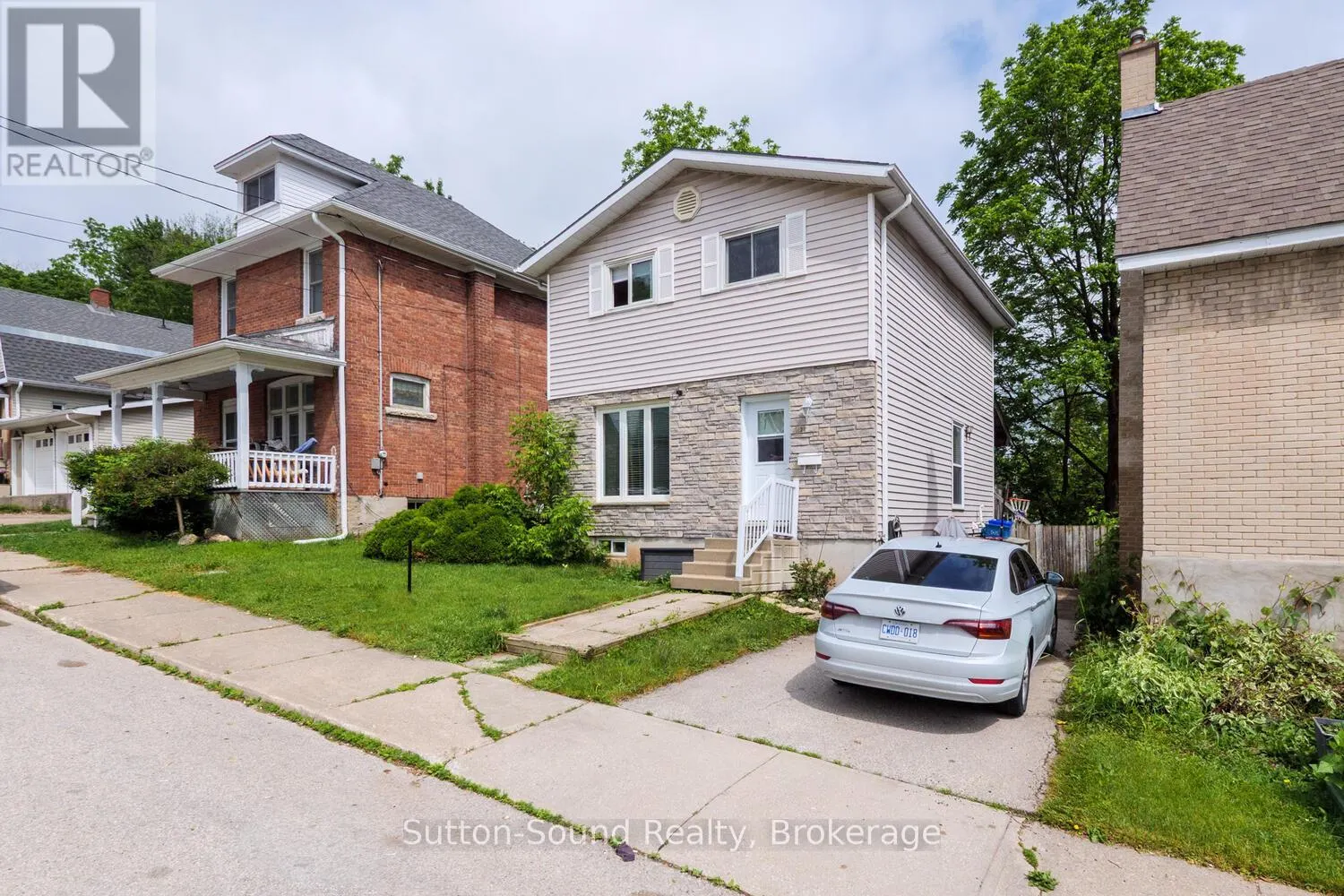 428 11TH A STREET W