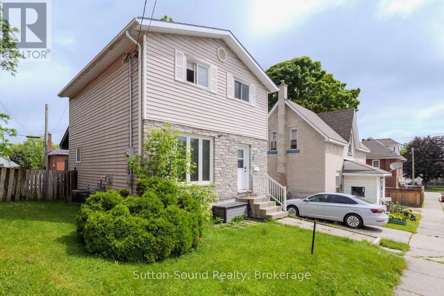 428 11TH A STREET W