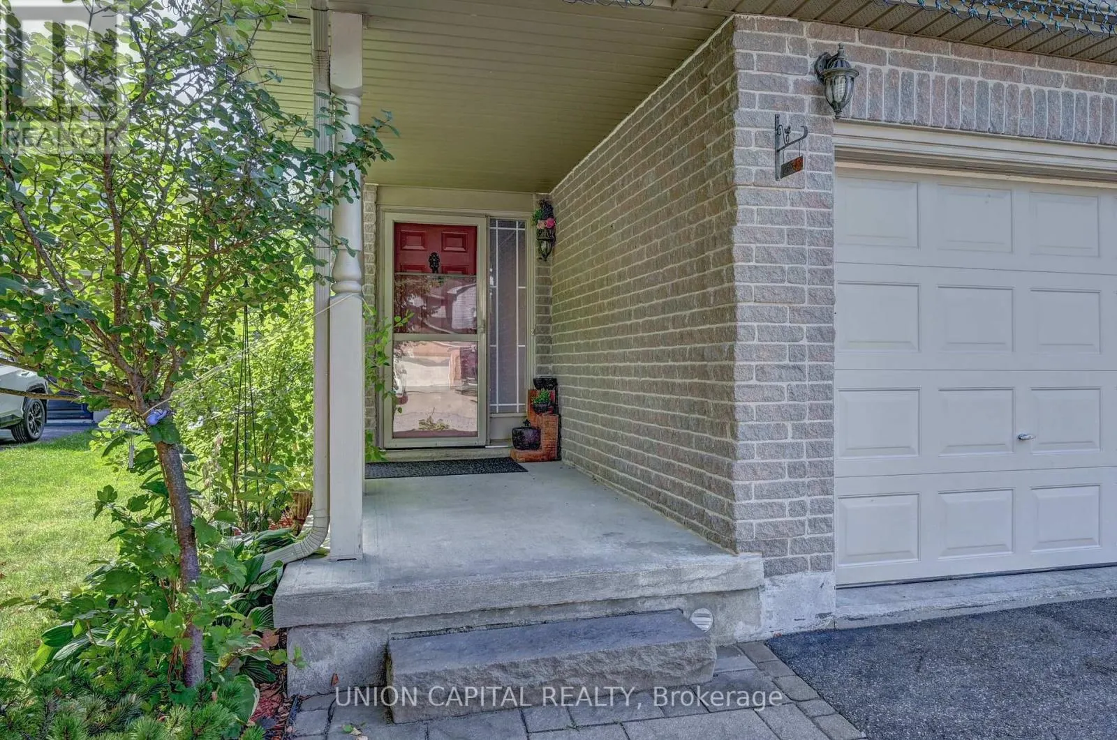 15 WISTERIA COURT