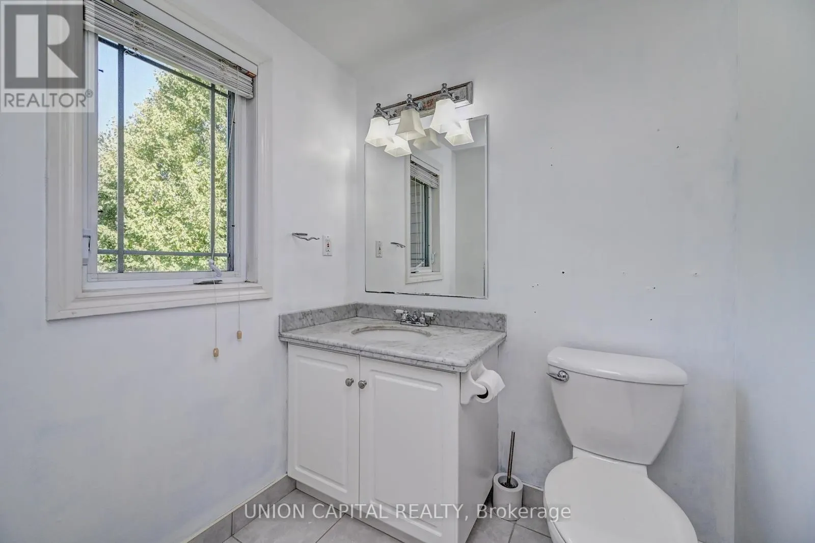 15 WISTERIA COURT