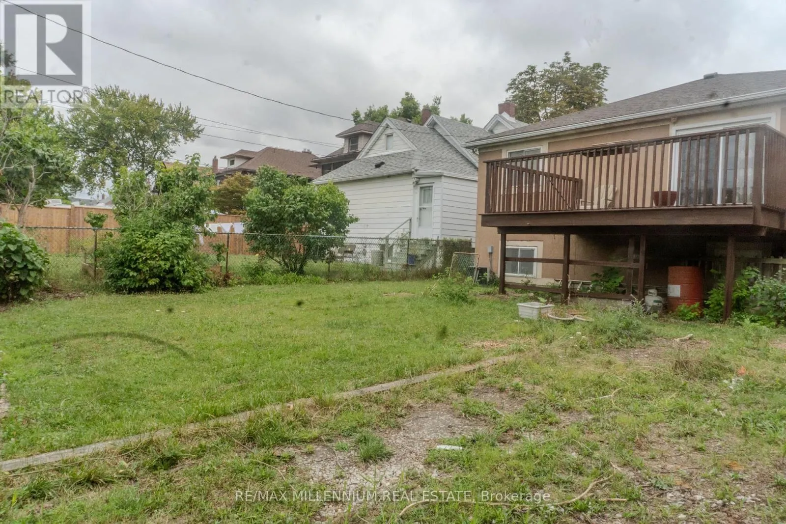 185 ELM AVENUE