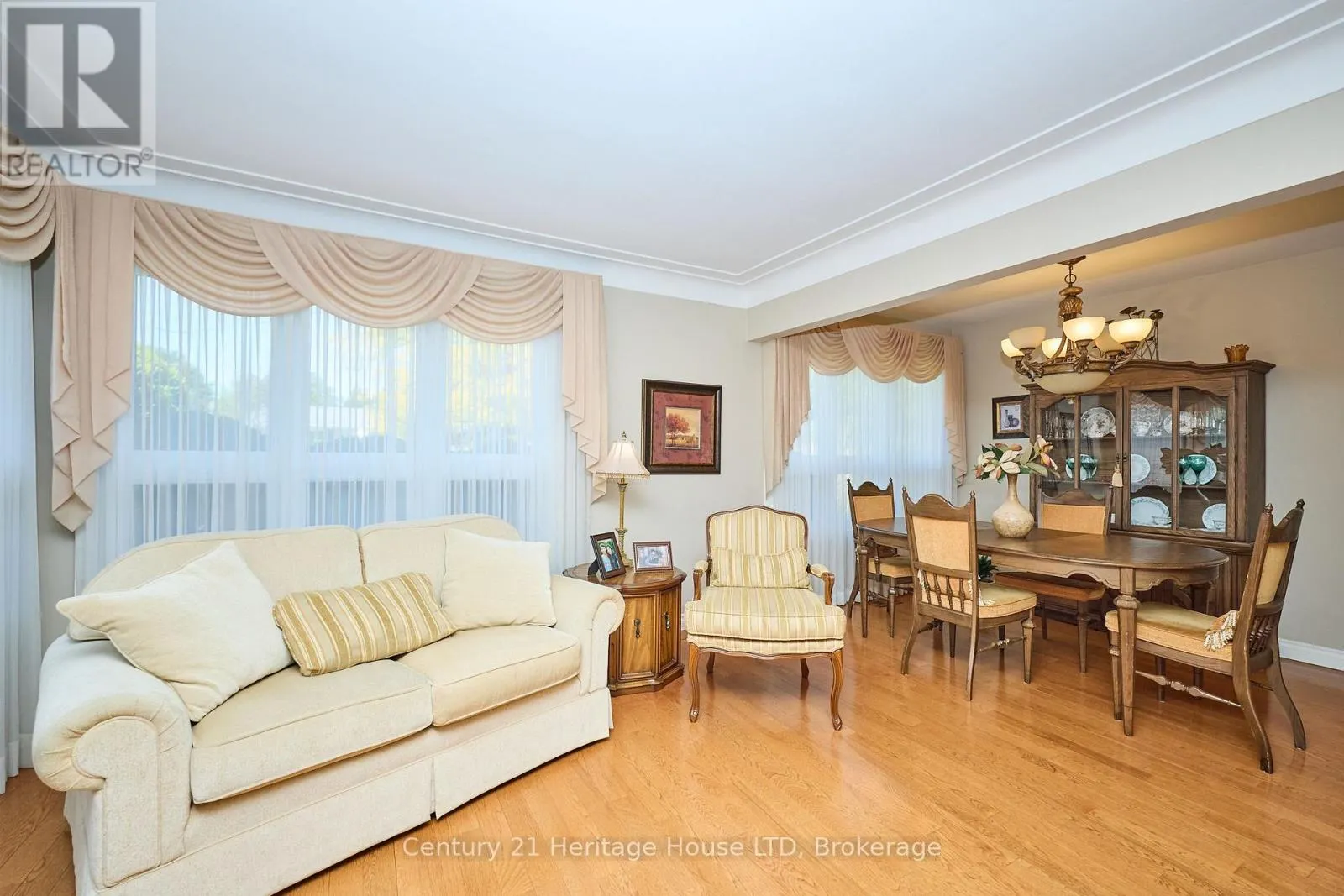 4668 PINEDALE DRIVE