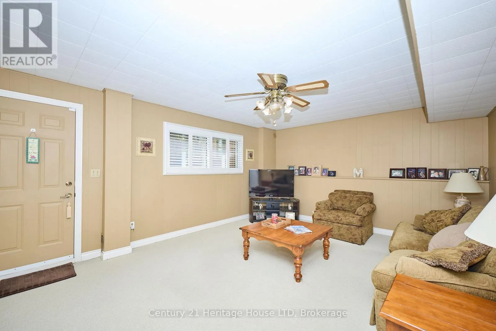 4668 PINEDALE DRIVE