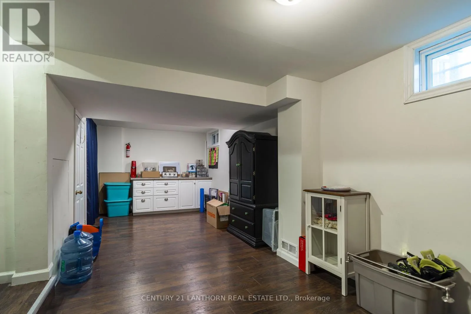 19 BOGART CRESCENT