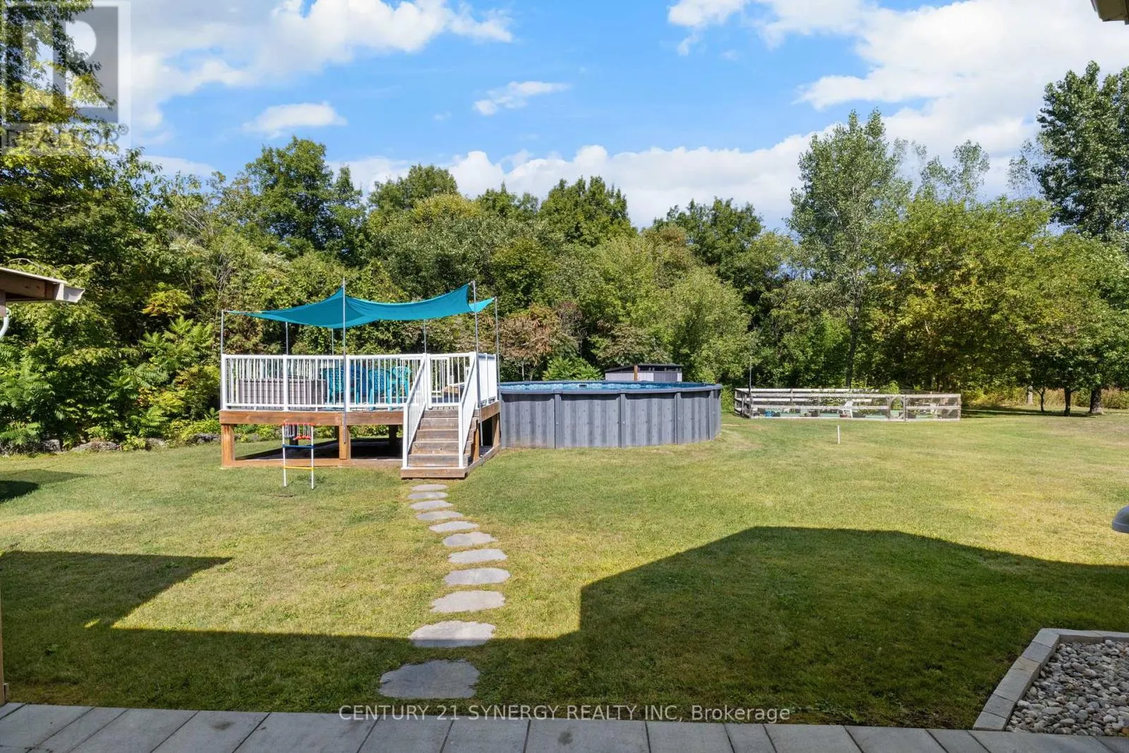 1281 GEORGES VANIER DRIVE N