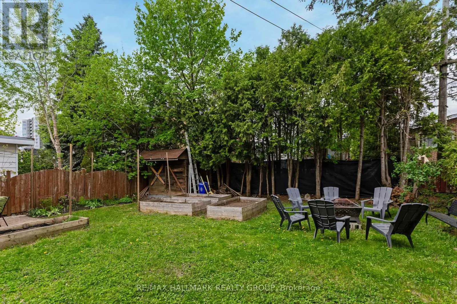 1225 FOXBAR AVENUE