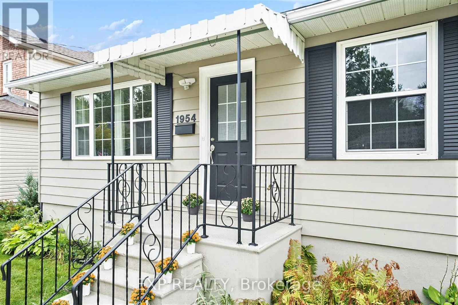 1954 ROSEBELLA AVENUE