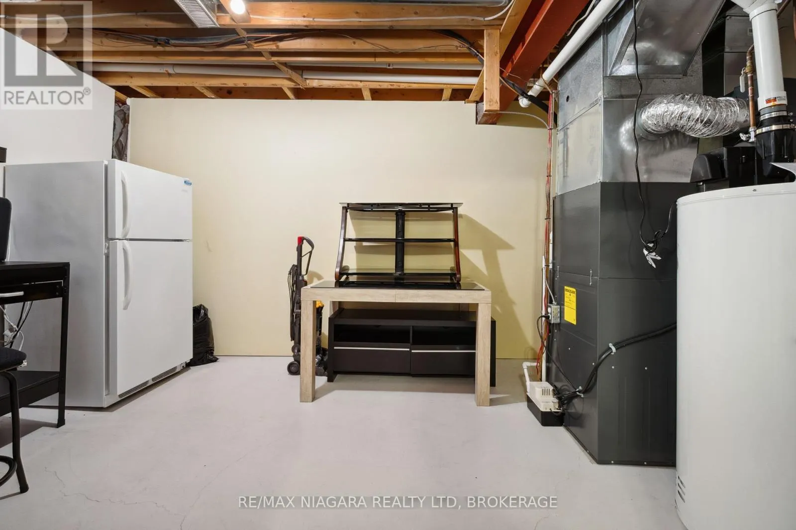 17 - 2684 MEWBURN ROAD, #17