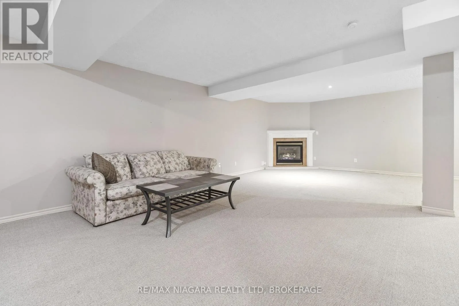 17 - 2684 MEWBURN ROAD, #17