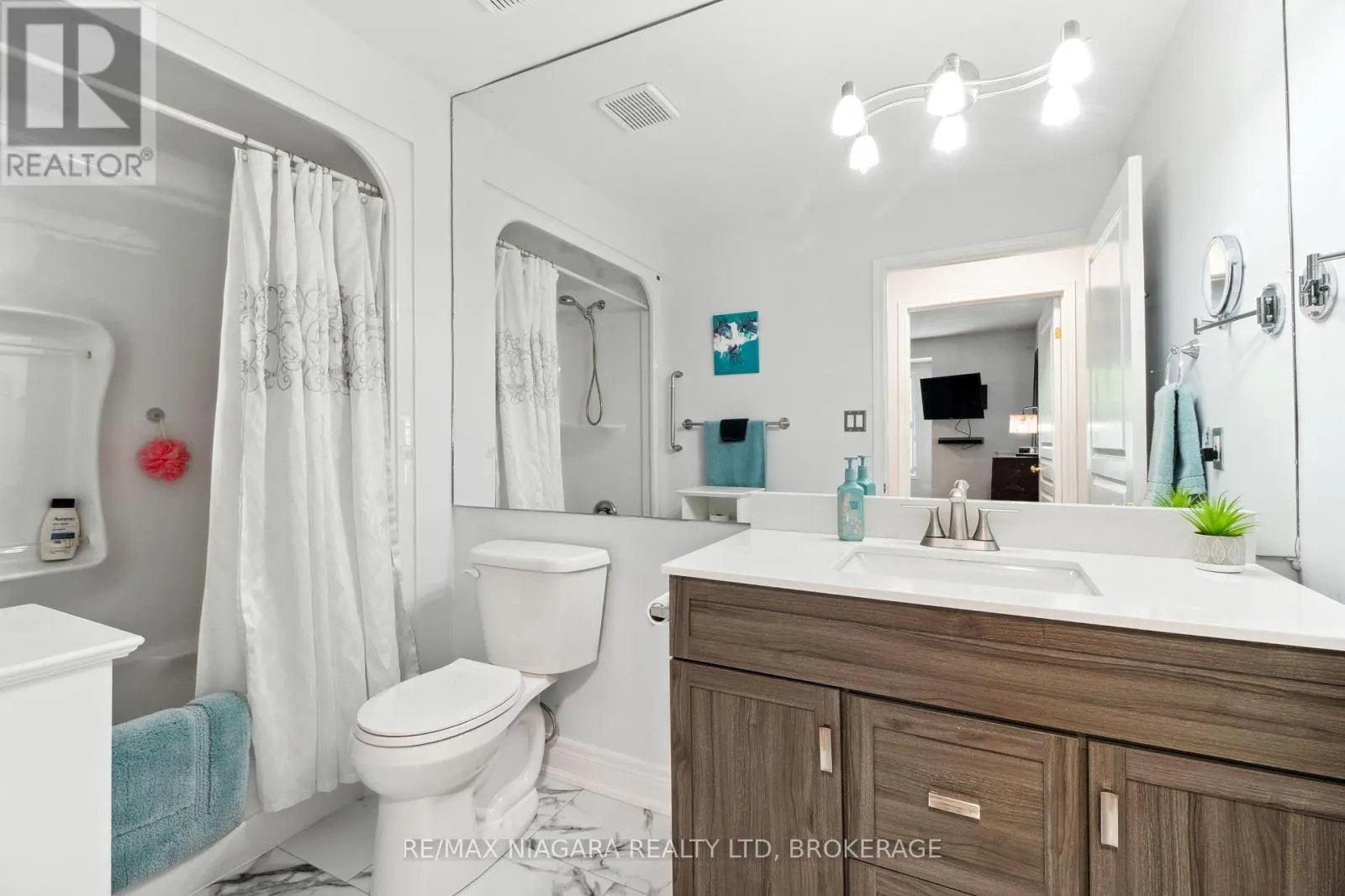 17 - 2684 MEWBURN ROAD, #17