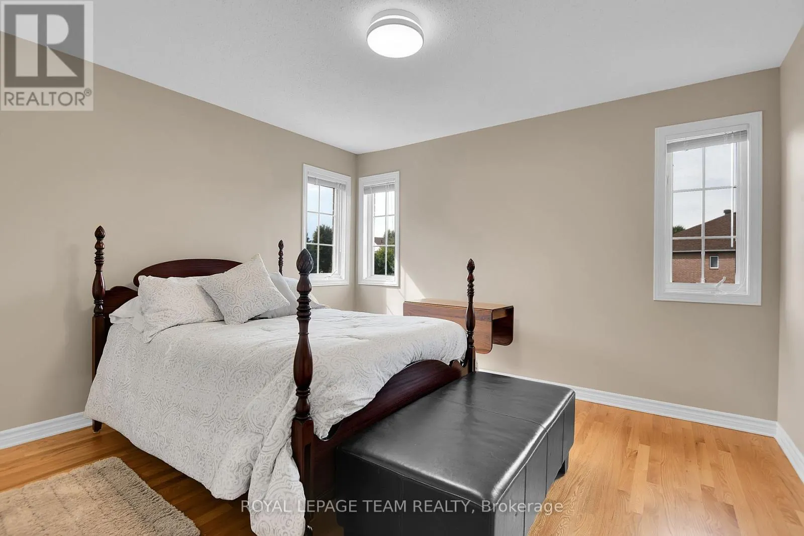 33 NORTHGATE STREET S