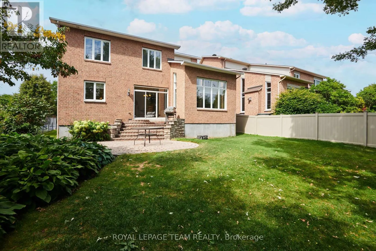 33 NORTHGATE STREET S