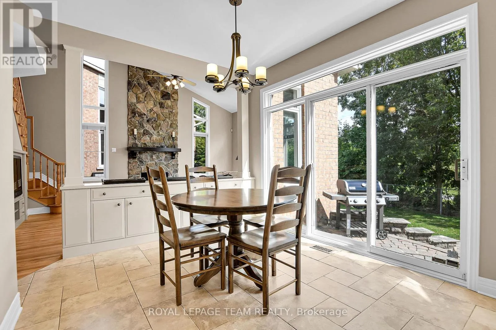 33 NORTHGATE STREET S