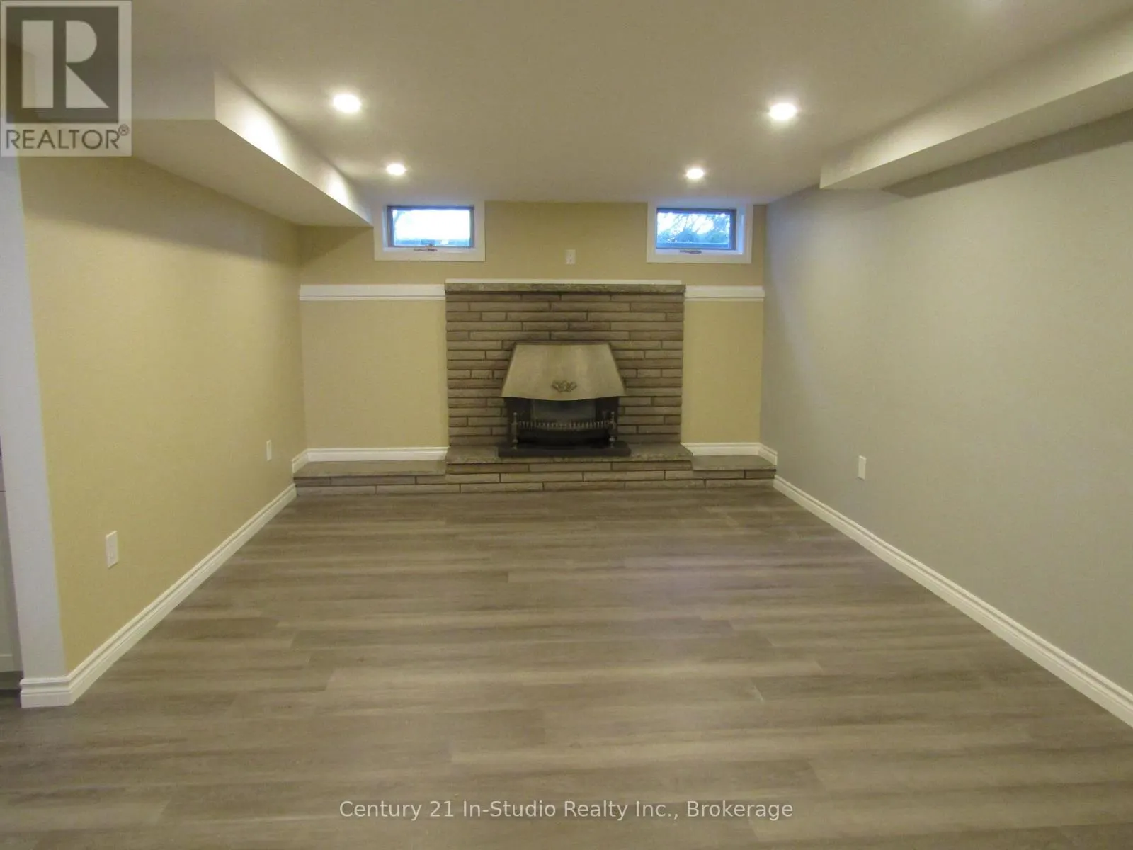 2 - 368 PRINCES STREET S, #2