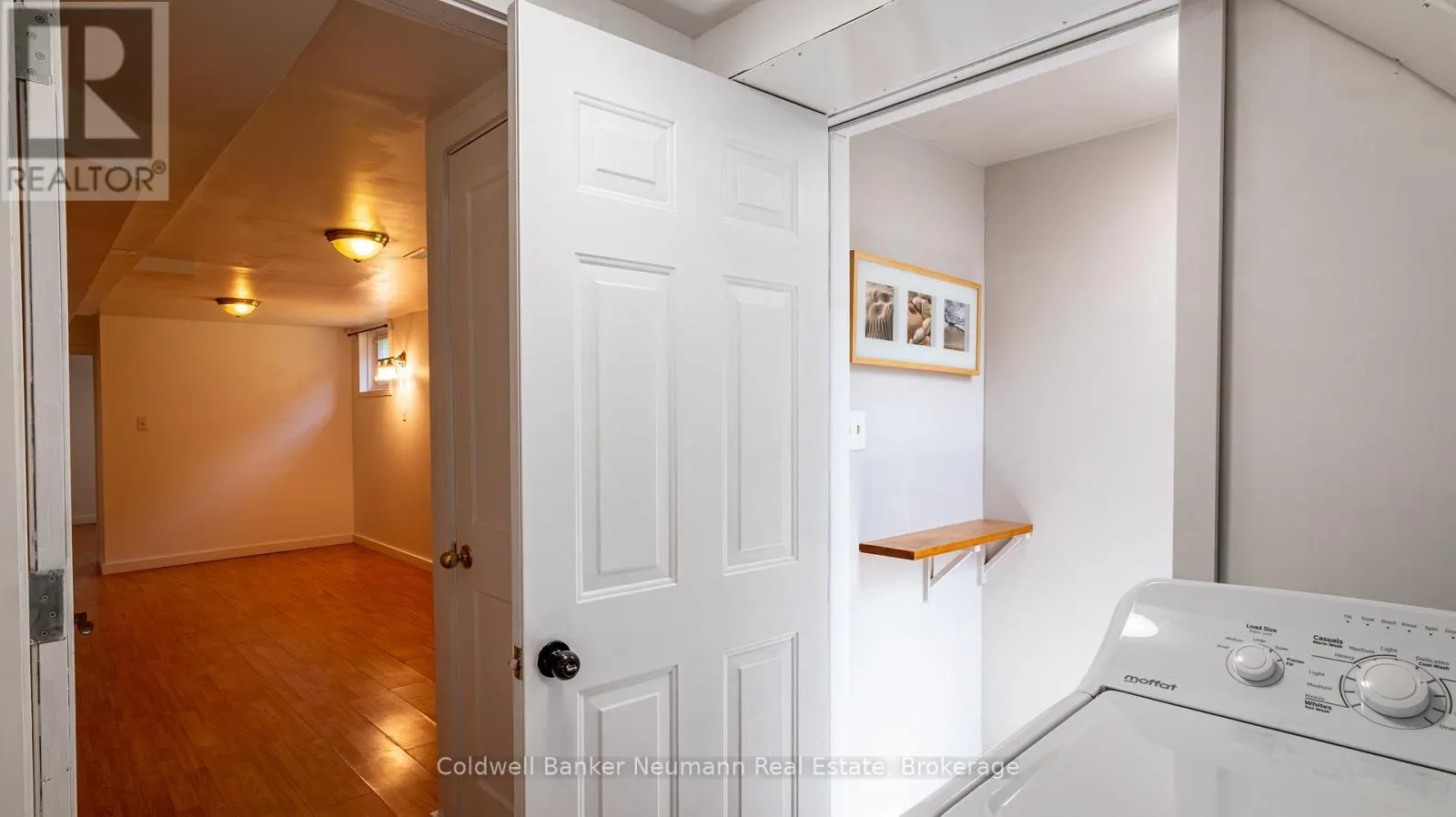 54 CONROY CRESCENT
