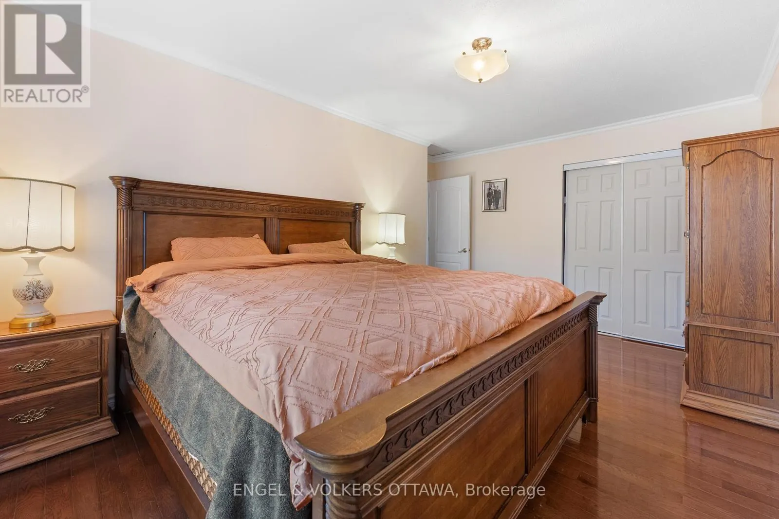 105 - 302 KINTYRE PRIVATE