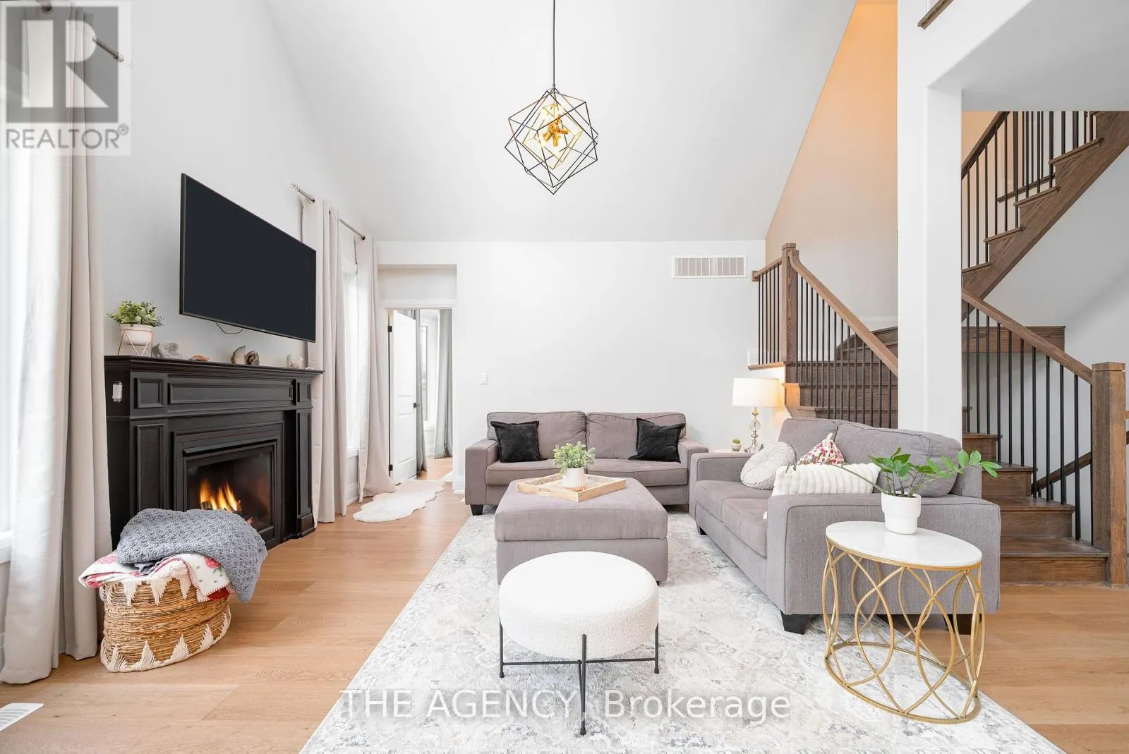 425 MELLING AVENUE