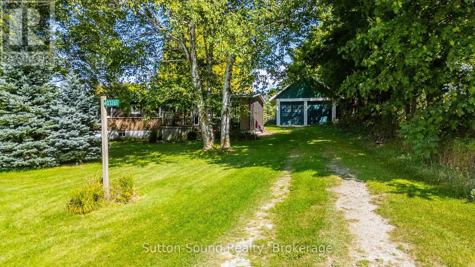 403261 8 SIDE ROAD