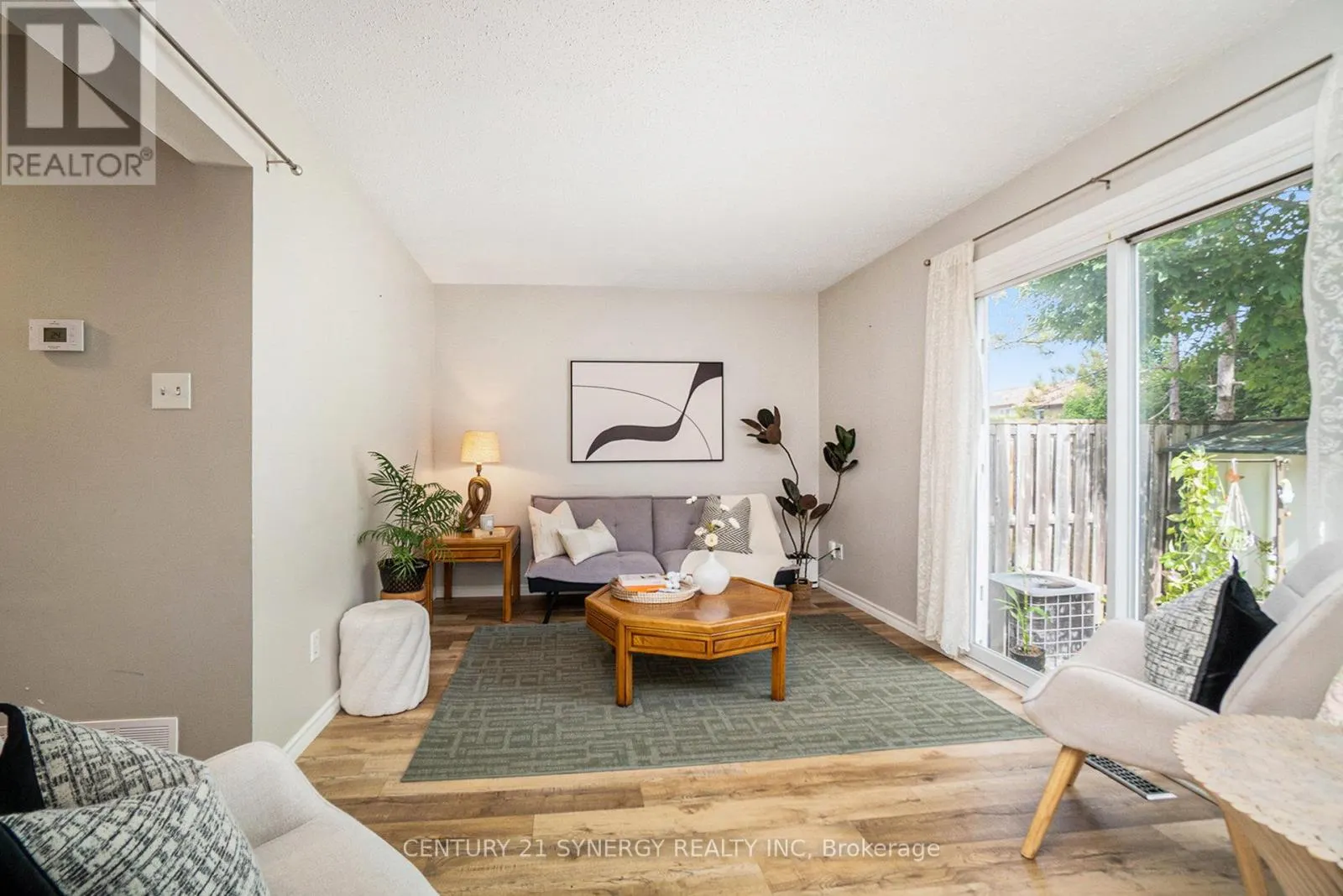 14 - 2570 SOUTHVALE CRESCENT
