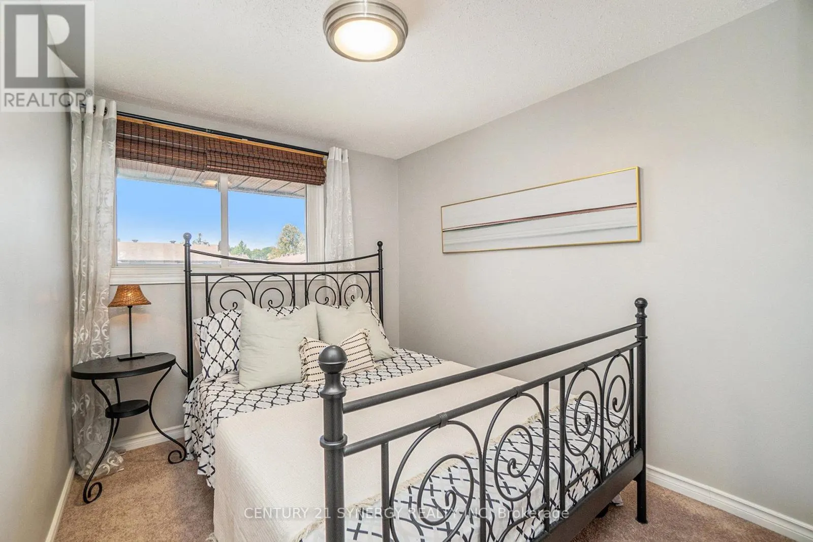 14 - 2570 SOUTHVALE CRESCENT