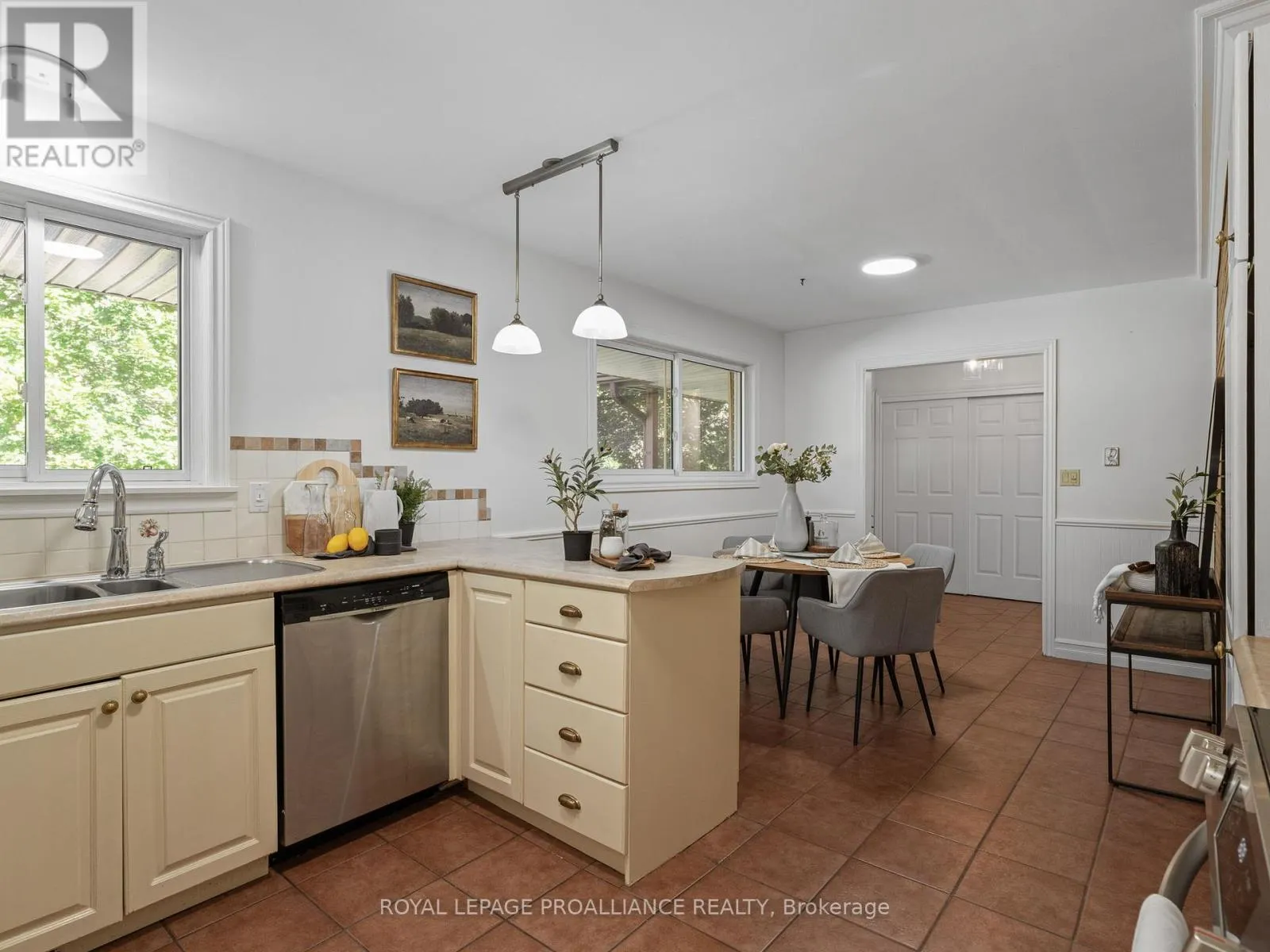 3506 KENNEDY ROAD