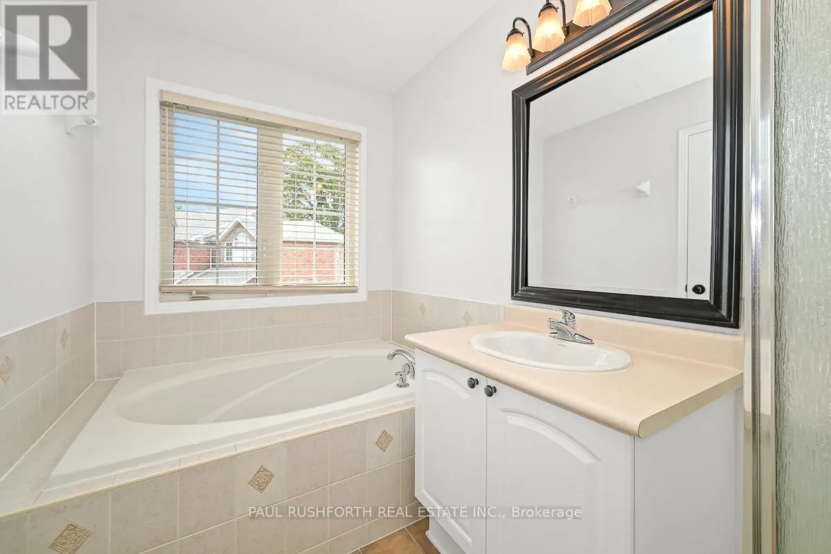 115 TALL OAK PRIVATE