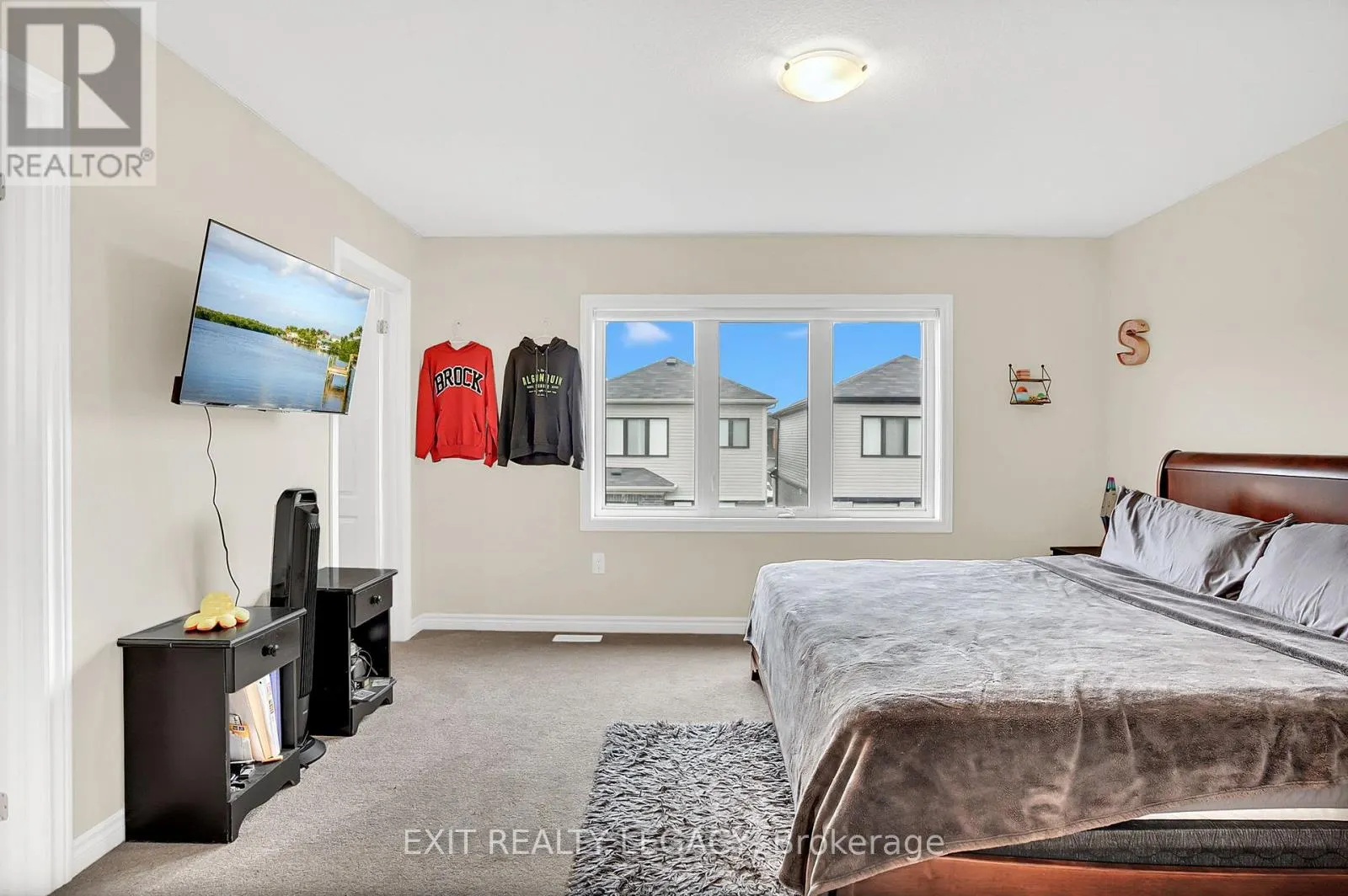 15 SUN HAVEN LANE