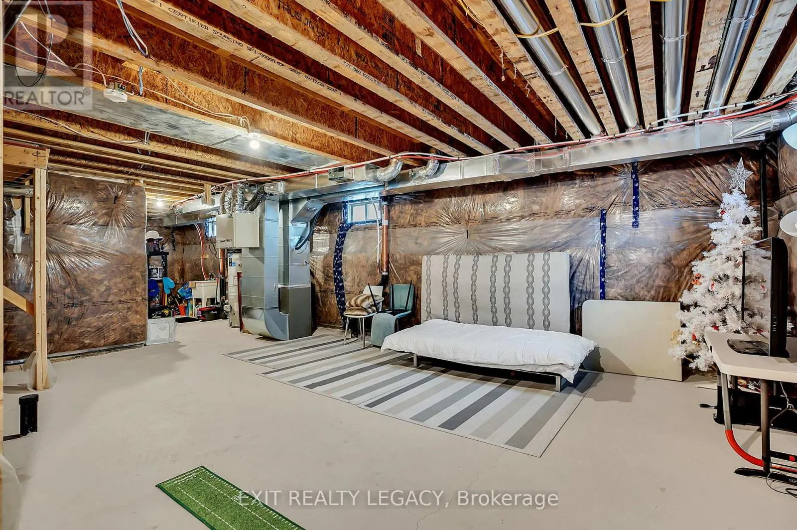 15 SUN HAVEN LANE
