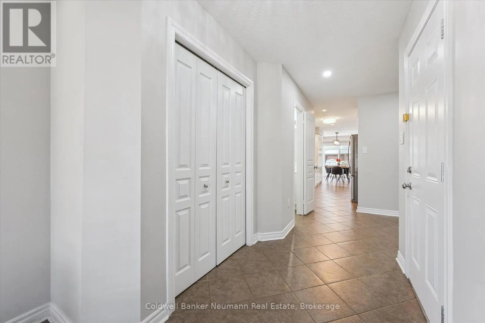 64 LAUGHLAND LANE
