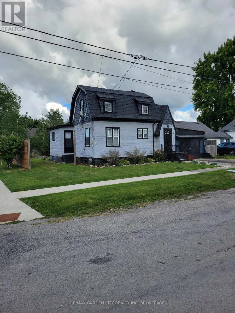 118 ST AUGUSTINE AVENUE