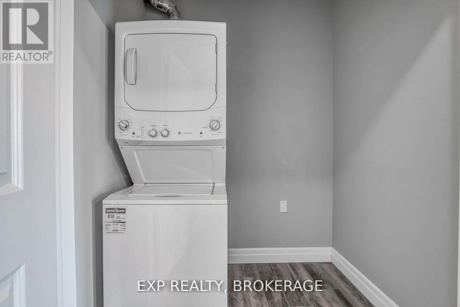 405 - 501 FRONTENAC STREET, #405