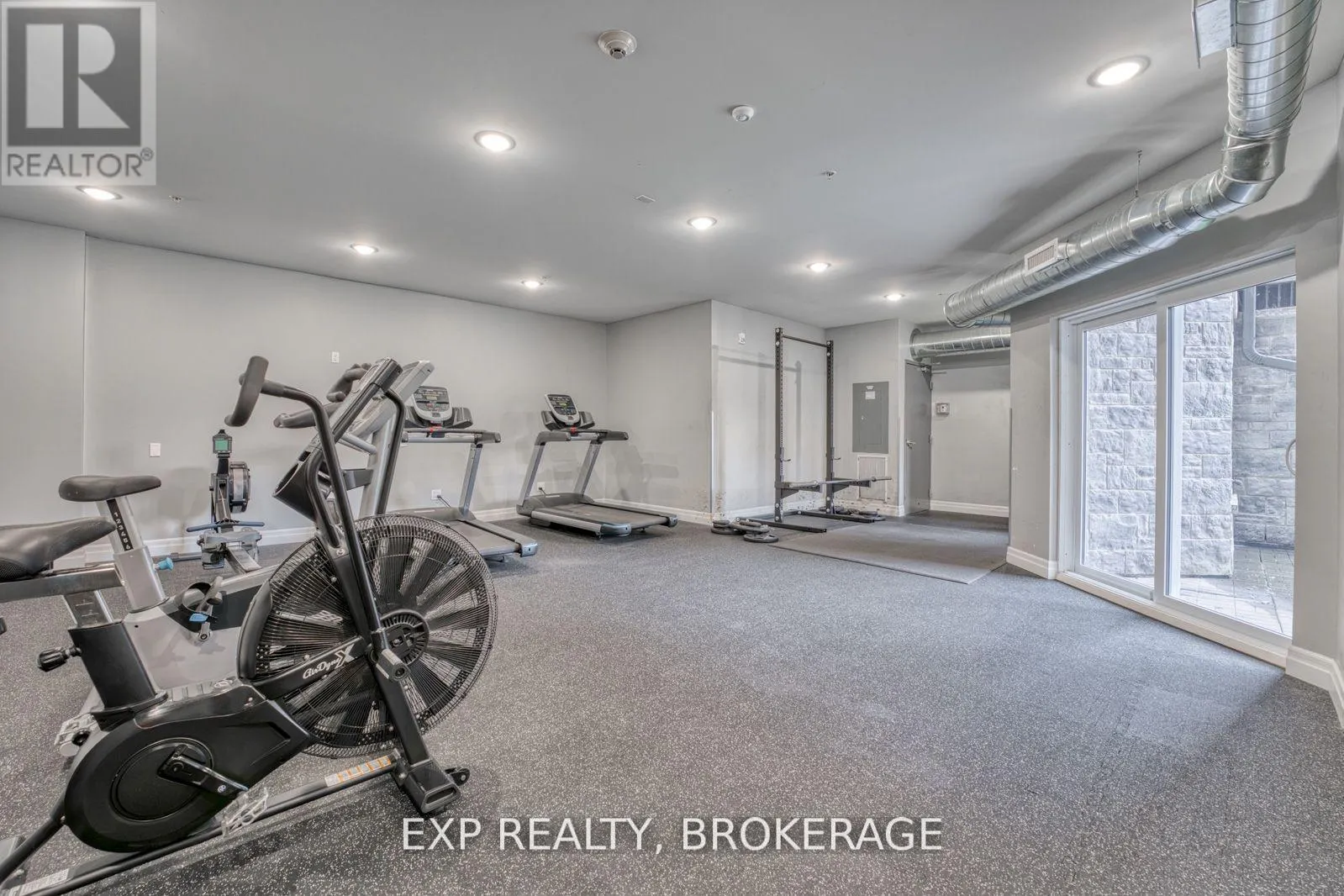 405 - 501 FRONTENAC STREET, #405