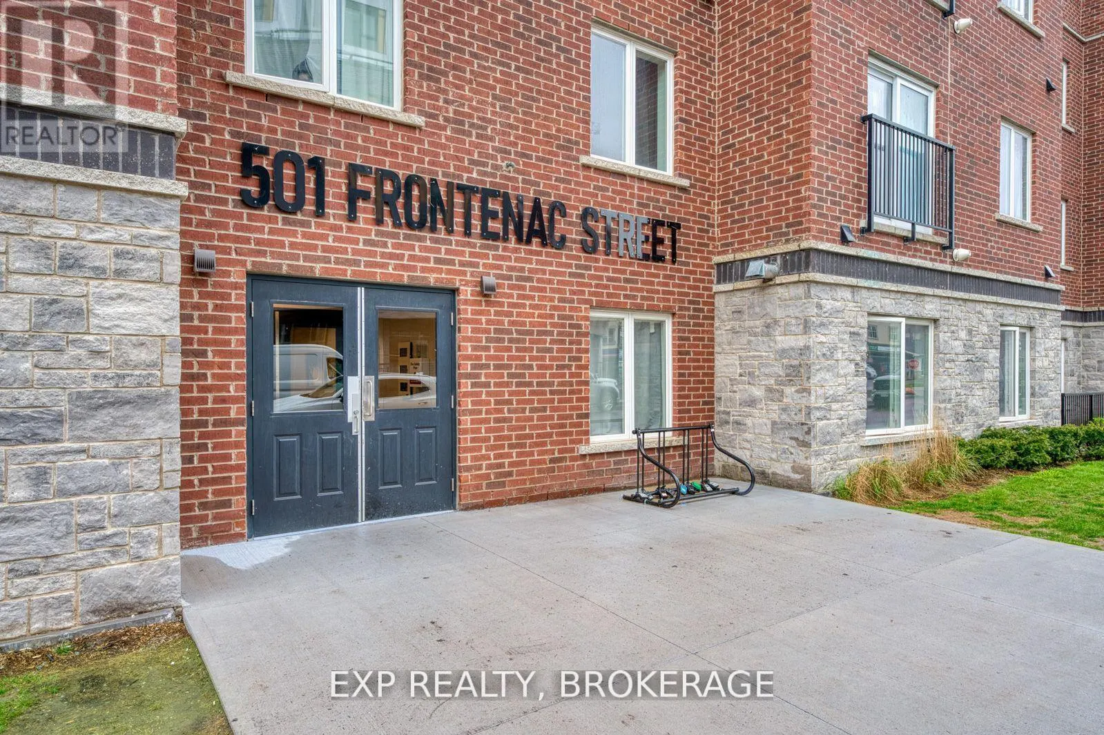 405 - 501 FRONTENAC STREET, #405
