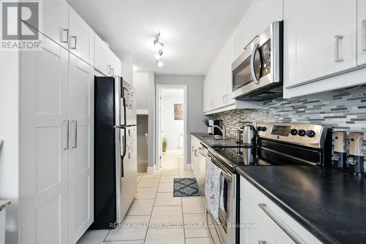 81A - 758 ST. ANDRE DRIVE