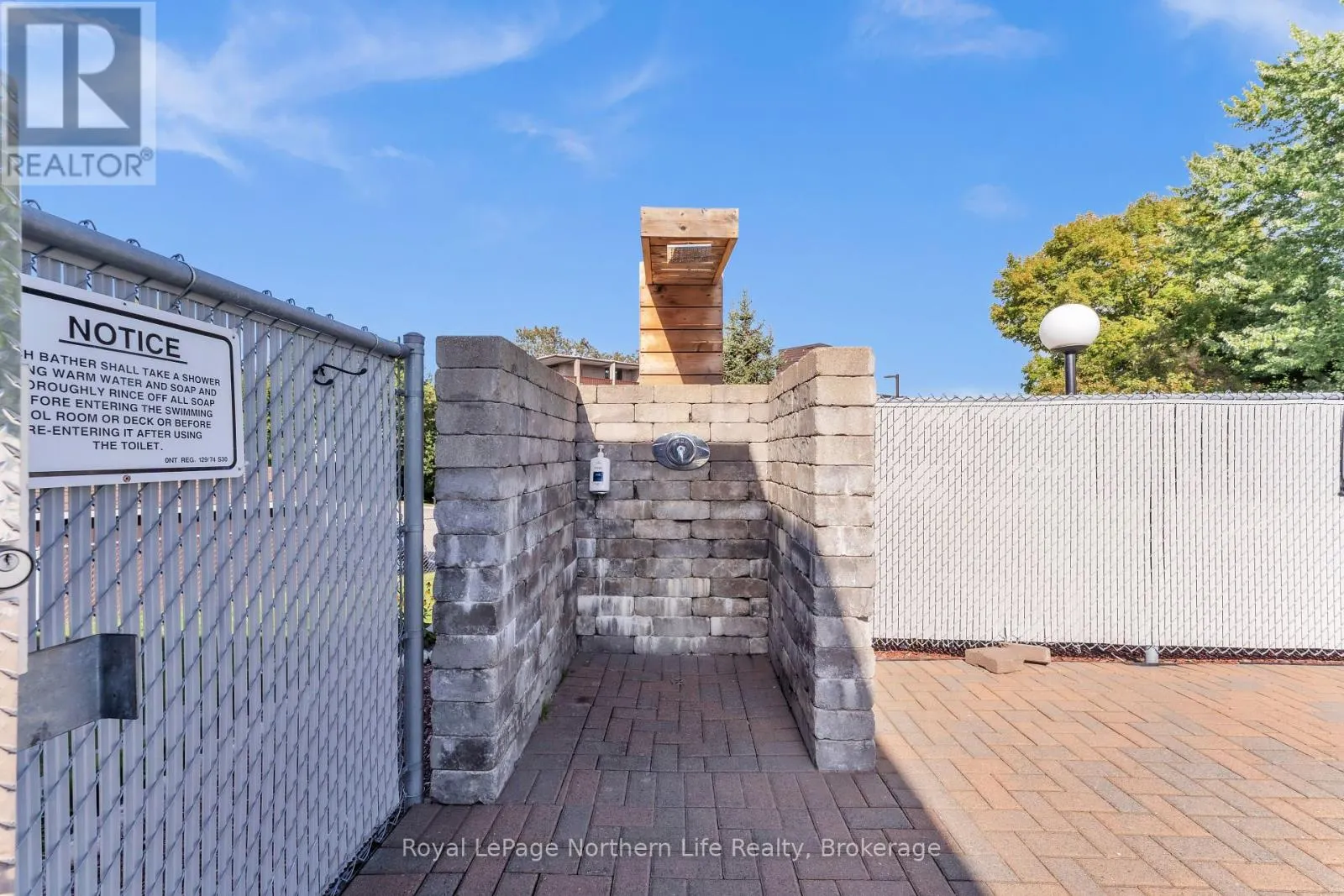 210 - 149 LINDSAY STREET, #210