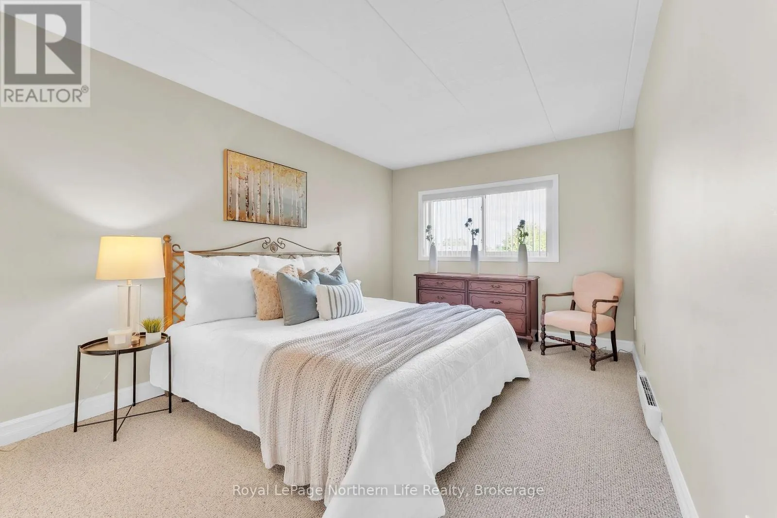 210 - 149 LINDSAY STREET, #210