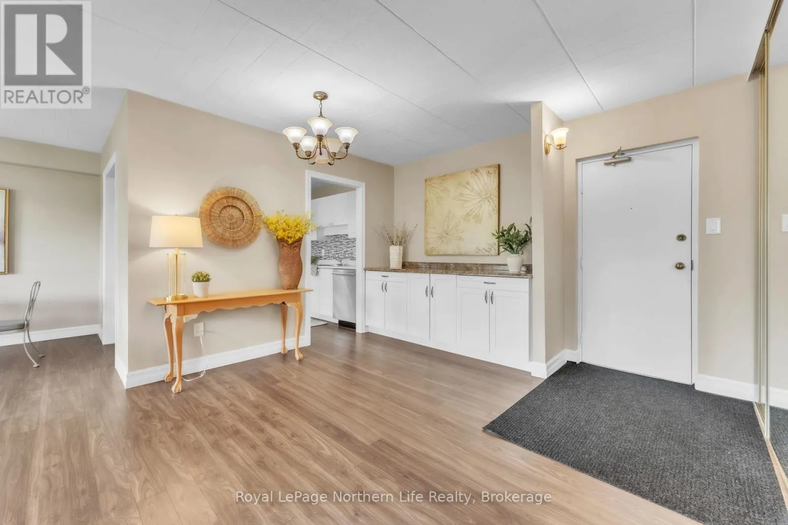 210 - 149 LINDSAY STREET, #210