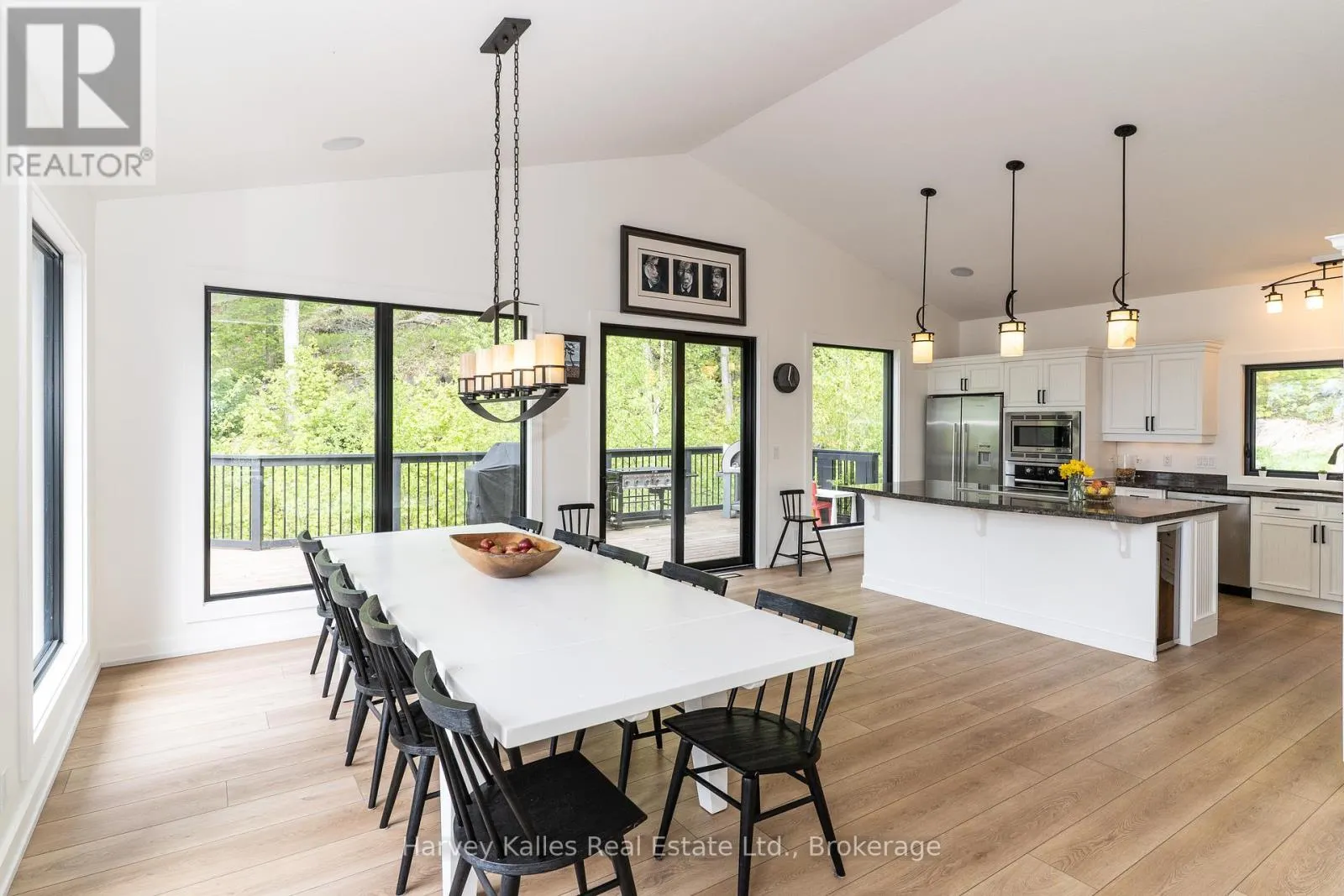 #4 - 1118 NORTH DRIVE, ##4