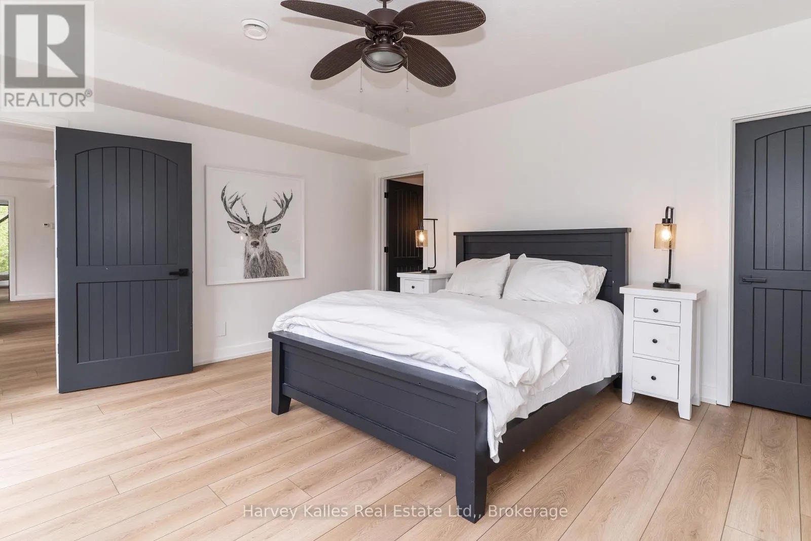 #4 - 1118 NORTH DRIVE, ##4