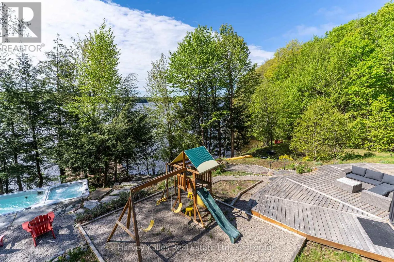 #4 - 1118 NORTH DRIVE, ##4