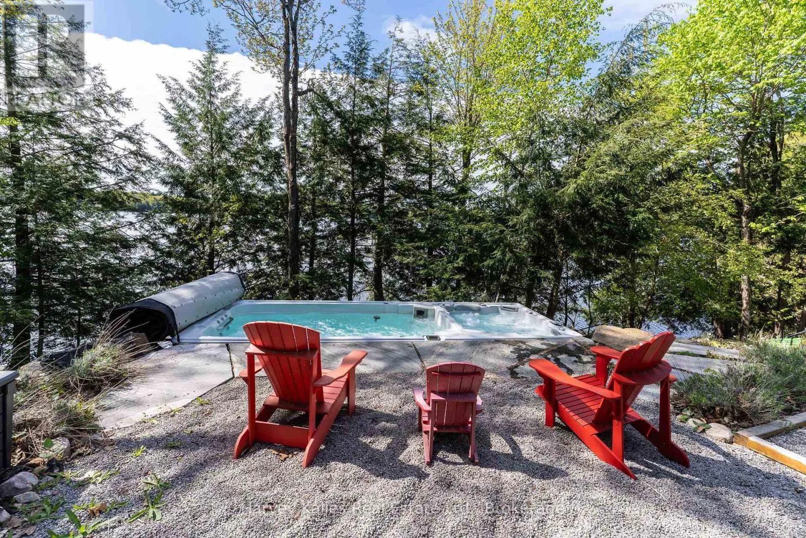 #4 - 1118 NORTH DRIVE, ##4