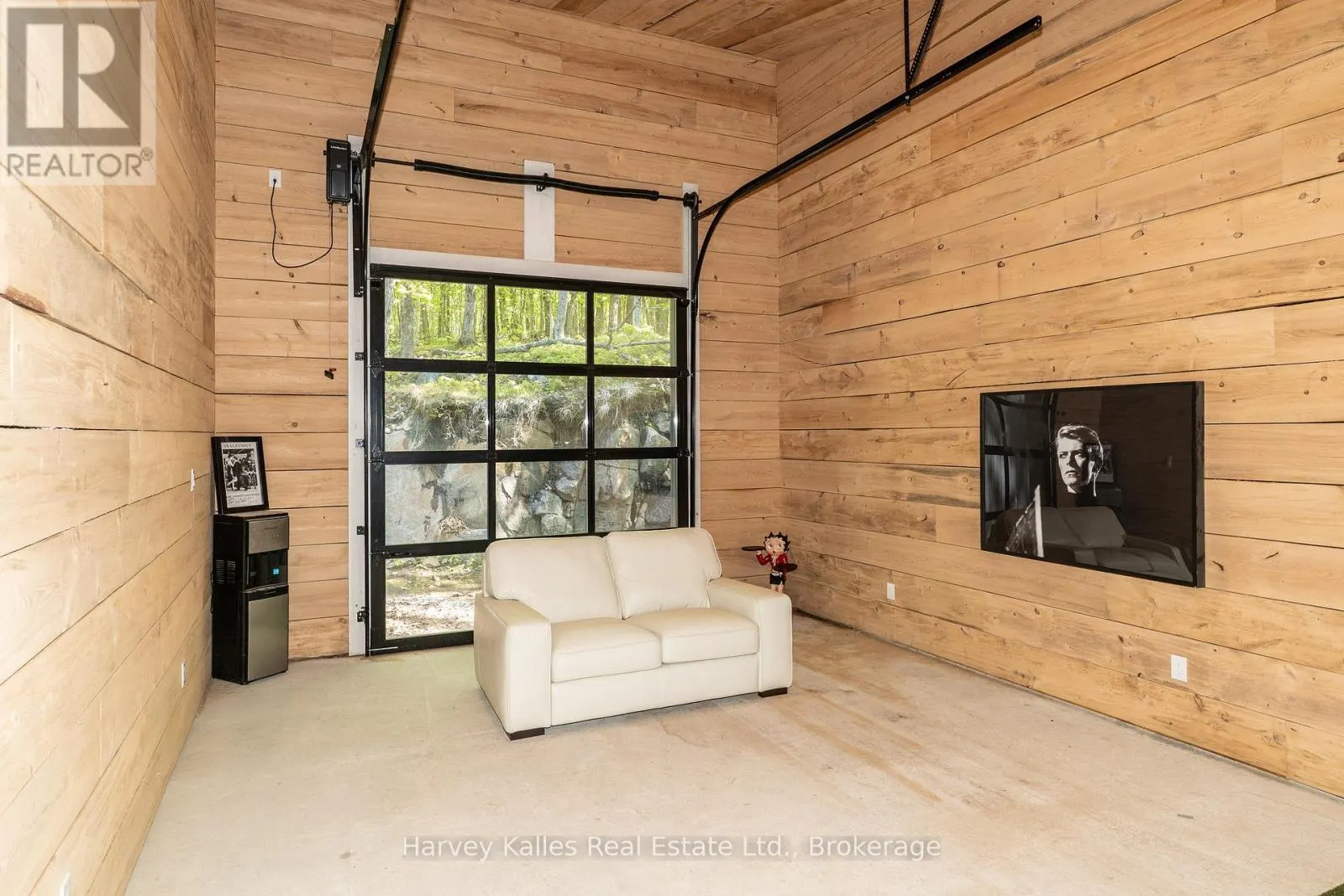#4 - 1118 NORTH DRIVE, ##4