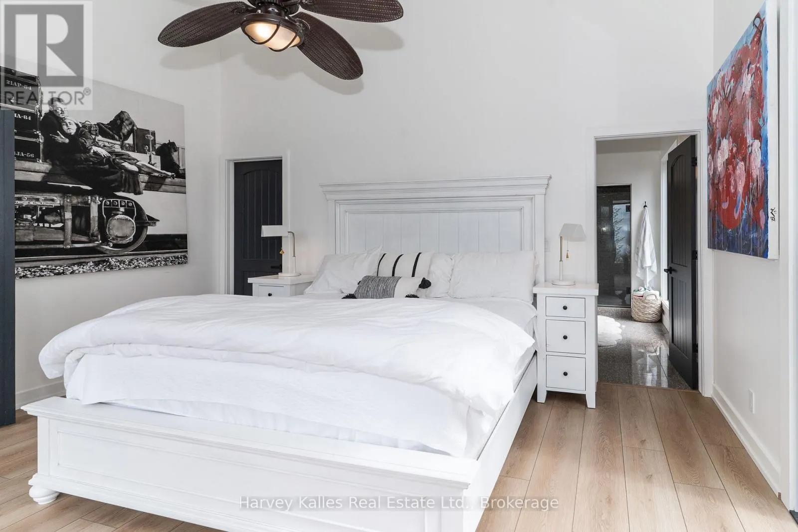 #4 - 1118 NORTH DRIVE, ##4