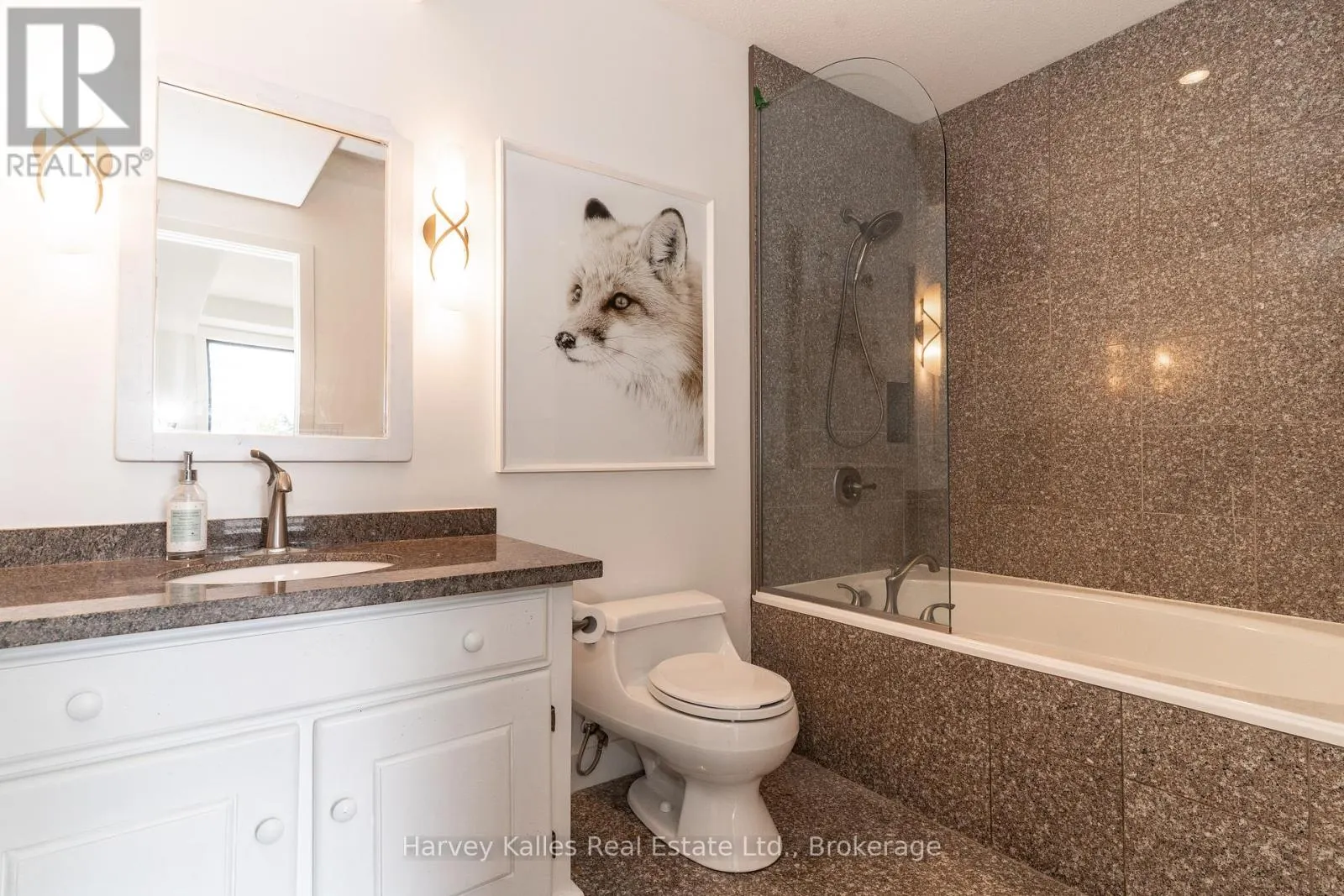 #4 - 1118 NORTH DRIVE, ##4