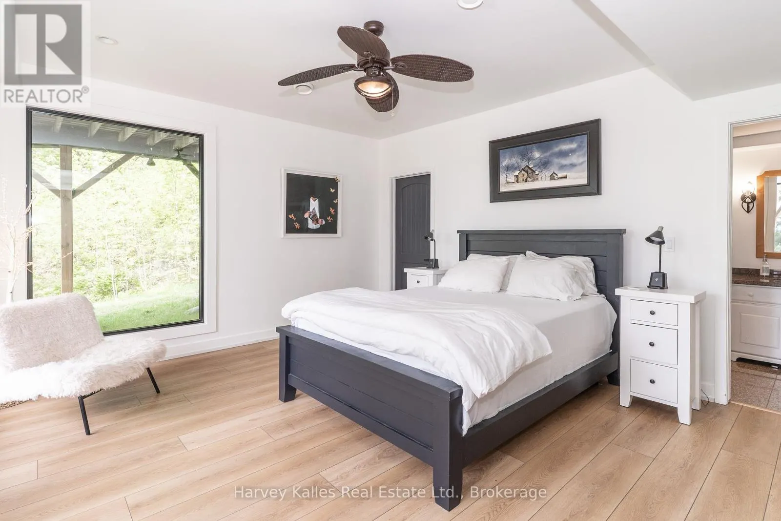 #4 - 1118 NORTH DRIVE, ##4
