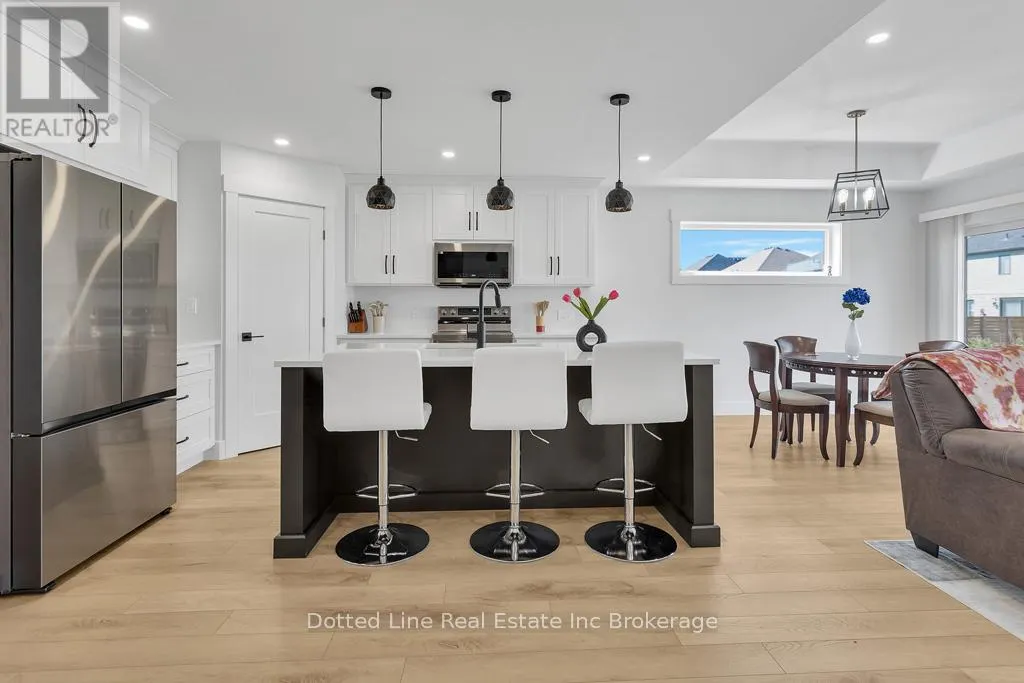 16 WALNUT DRIVE