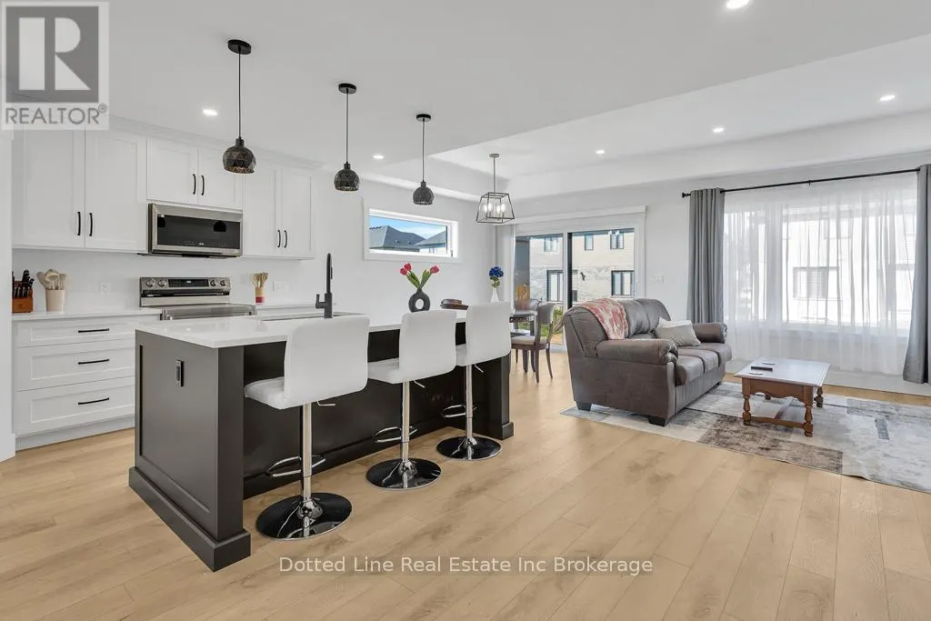 16 WALNUT DRIVE